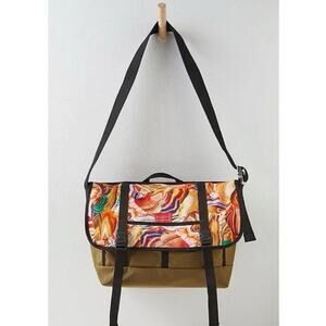 NWT! Free People x Manhattan Portage Kaleidoscope Utility Messenger Bag